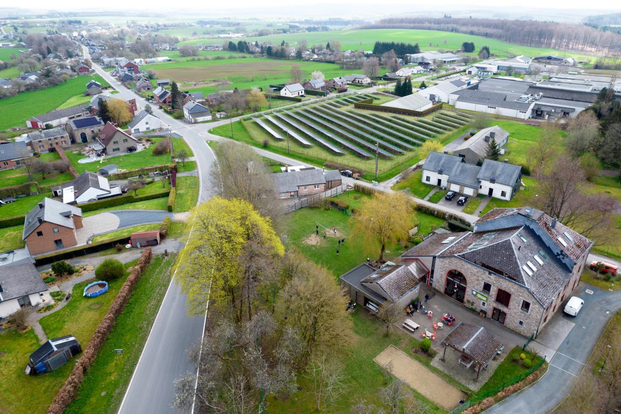 Auberge De Jeunesse De La Roche - Champlon Tenneville Eksteriør bilde